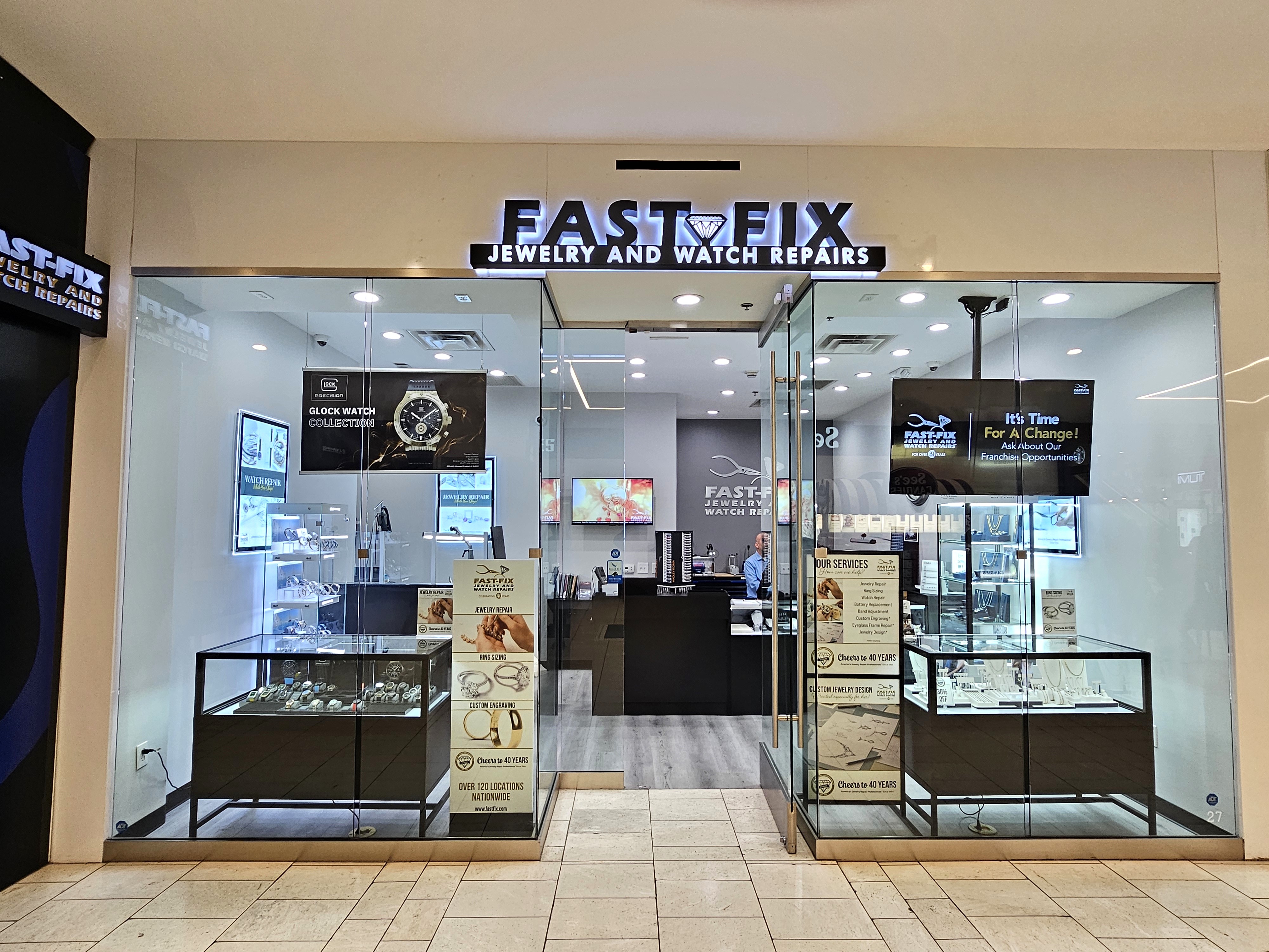 Store front for Fast-Fix at Fashion Sq Mall